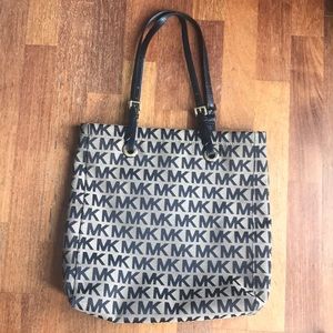 Michael Korn handbag